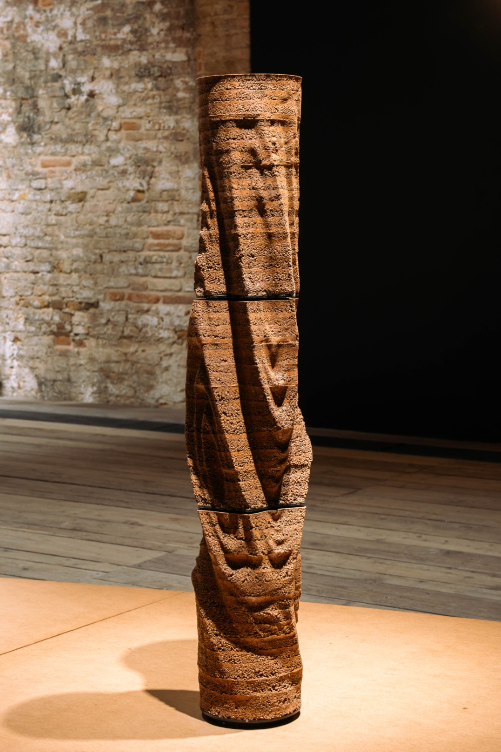 Mono Earth & Solidified